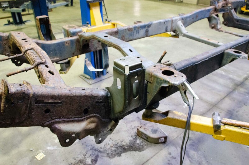 Rust Buster 09-24 RAM 1500 Forward Bed Mount - Right