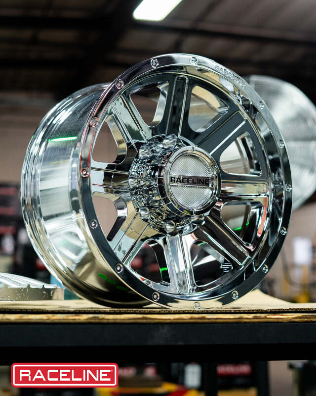 Raceline 940C Hostage 18x9in / 8x165.1 BP / 0mm Offset / 125.2mm Bore - Chrome Wheel