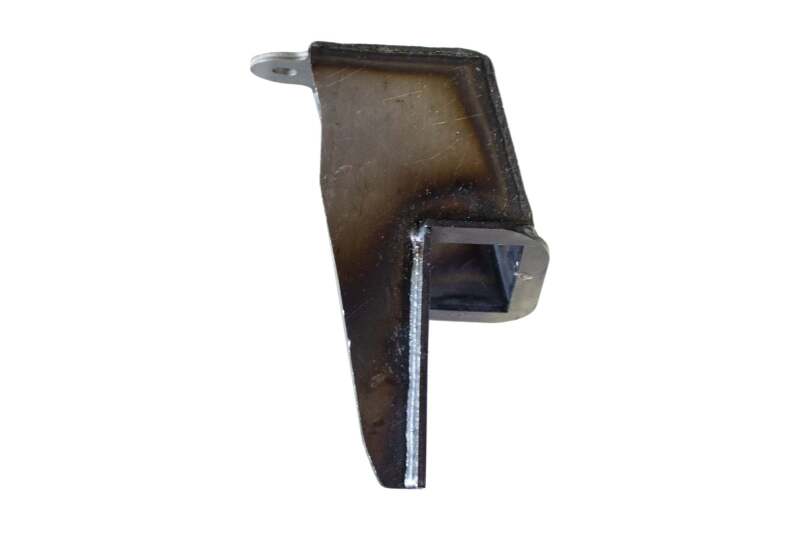 Rust Buster 11-19 Chevy Silverado 2500HD/3500HD 6.5ft Bed Front Bed Mount - Right